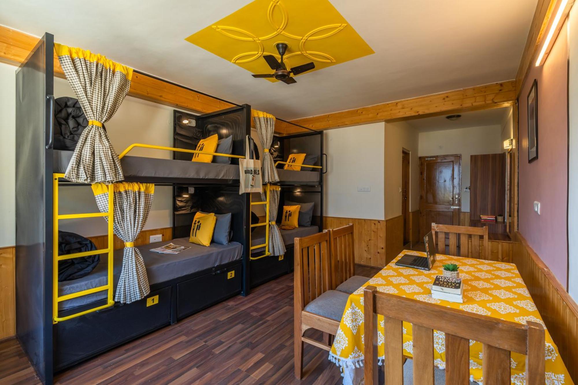 The Hosteller Manali, Old Manali Exterior photo